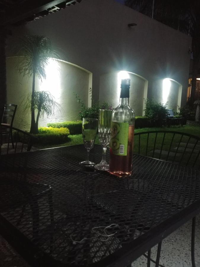 Estancia Santa Fe Celaya  Exteriör bild