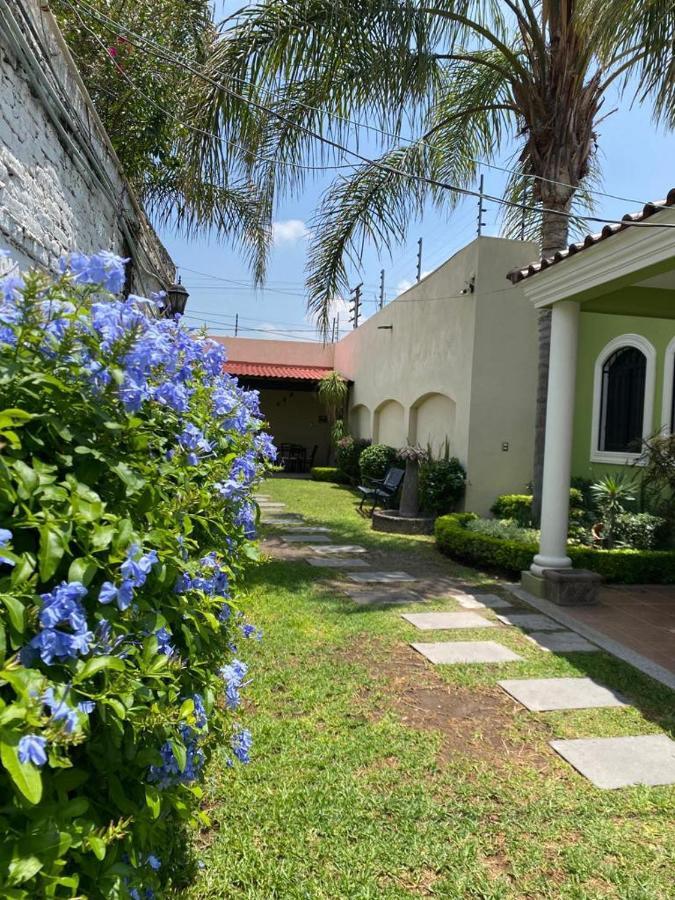 Estancia Santa Fe Celaya  Exteriör bild