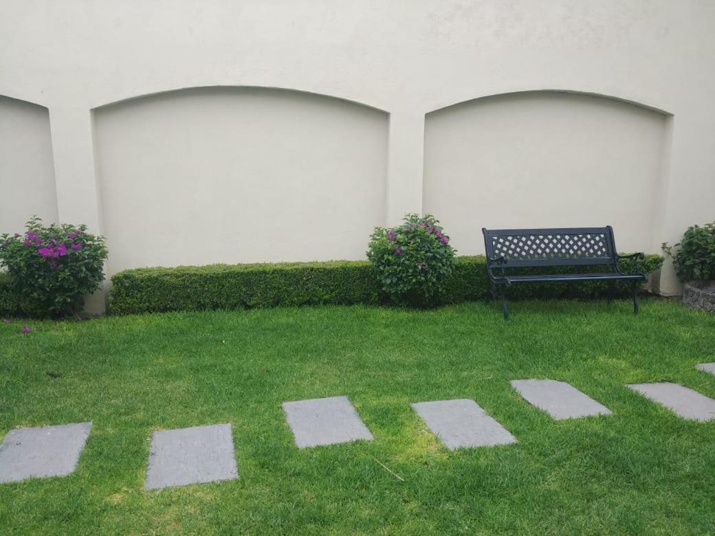 Estancia Santa Fe Celaya  Exteriör bild