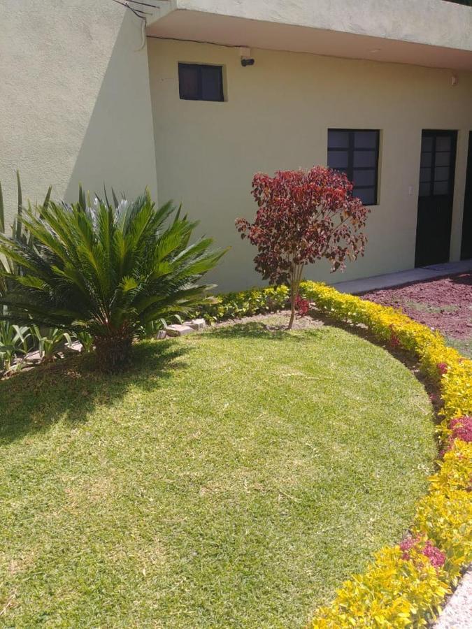 Estancia Santa Fe Celaya  Exteriör bild